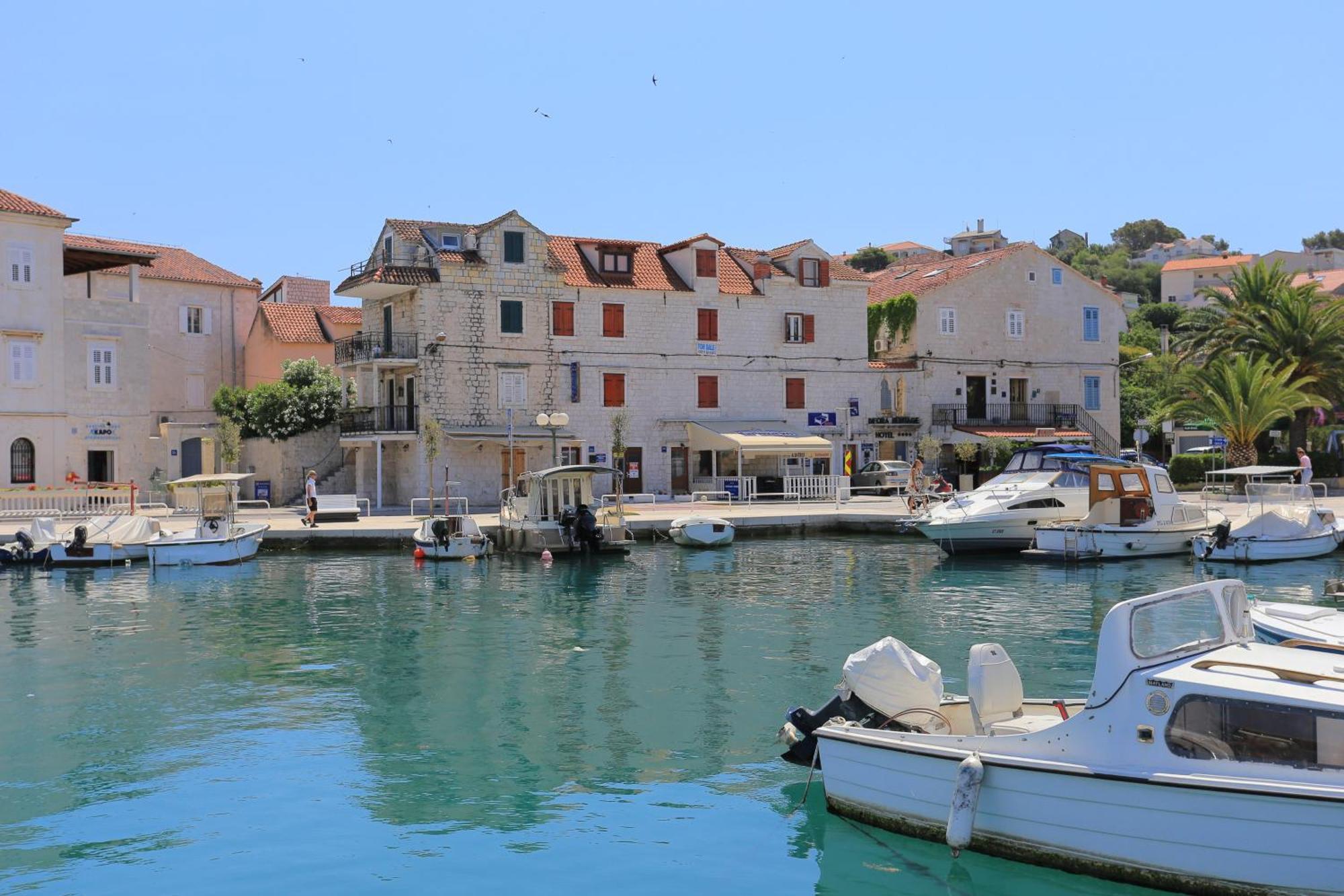 Apartments And Rooms By The Sea Trogir - 22597 Exterior photo